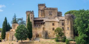 Pertuis et le pays d&rsquo;Aigues : porte du Luberon méridional