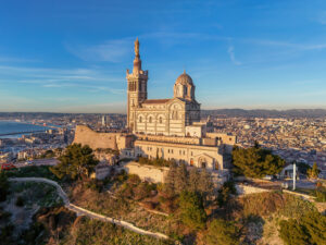 Notre-Dame de la Garde et le Vieux-Port — Le cœur de Marseille en une demi-journée